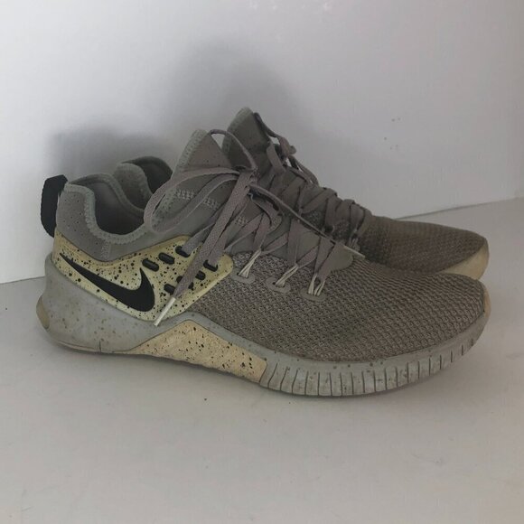 NIKE Free Sneakers Men's Size US 10 Gray Athletic Running Shoes AH8141-004 - Picture 11 of 11